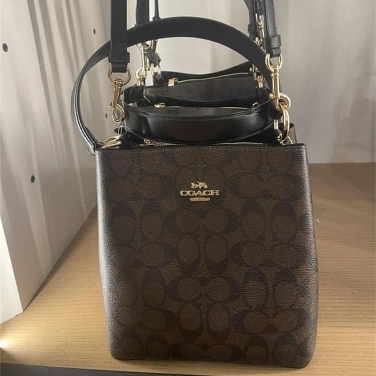 COACH 蔻驰包包 #8008